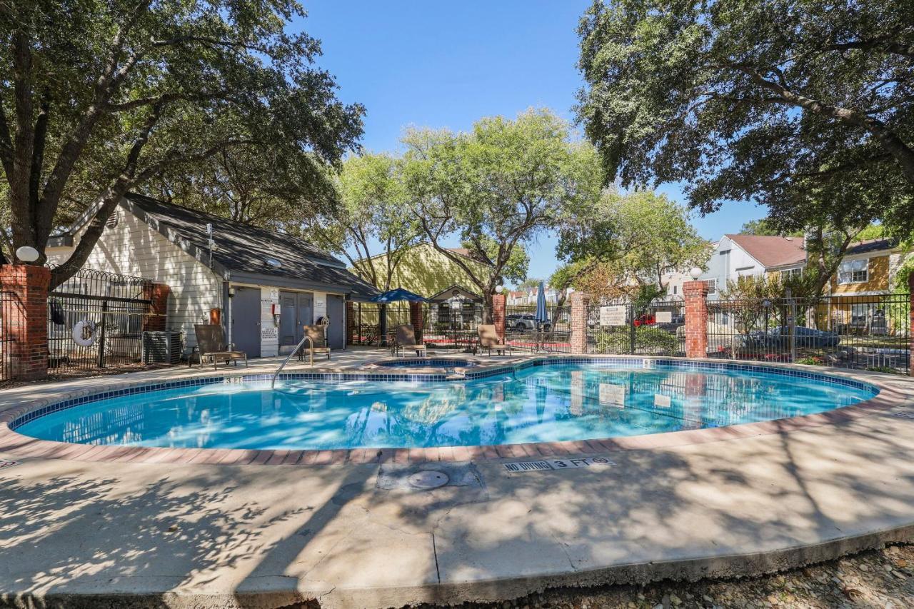 Townhome Community Pool And Hot Tub! Сasa de vacaciones *